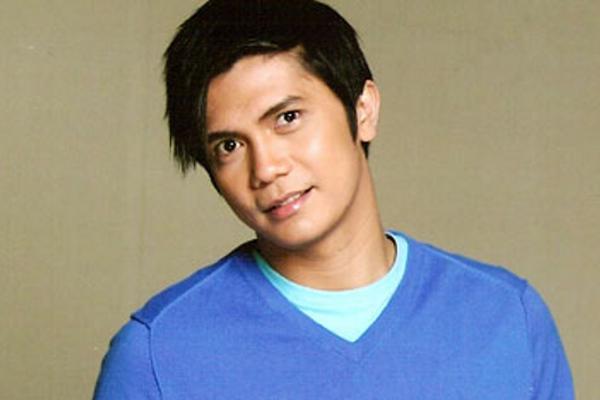 Top 10 Most Handsome Filipino Actors
